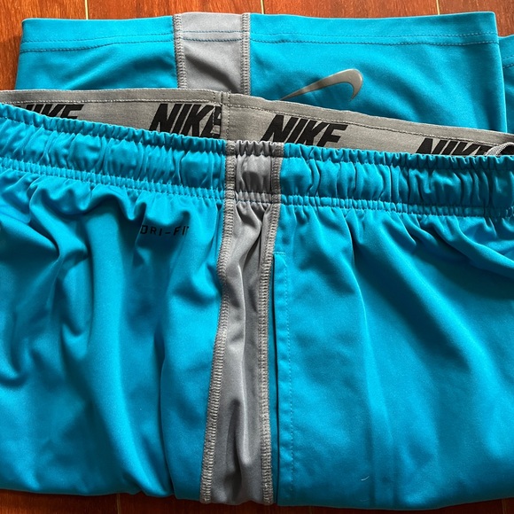 Nike men’s dri fit shorts - Picture 5 of 6